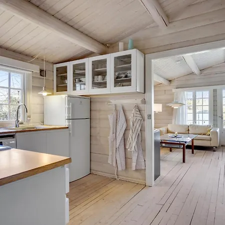 In Dronningmlle With 3 Bedrooms And Sauna 2 Dronningmølle