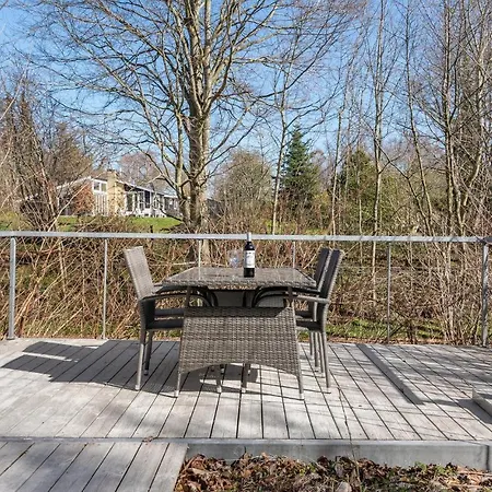 In Dronningmlle With 3 Bedrooms And Sauna 2 Feriehus *